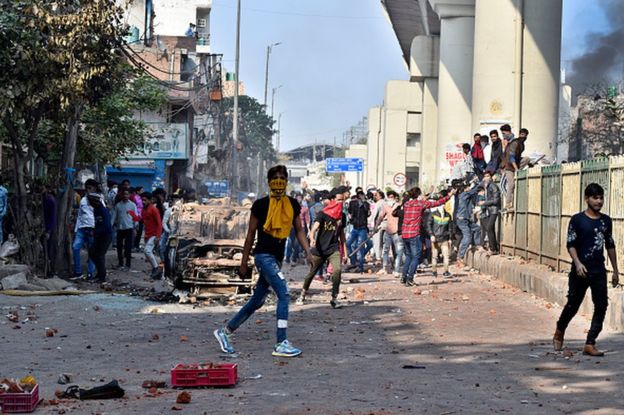 दिल्लीमा:हिंसा ७ को मृत्यु