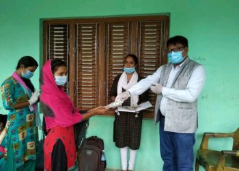 ए.बि.सि नेपालद्वारा ९ जनालाई २० हजारका दरले बाख्रापालनकाे लागि आर्थिक  सहयोग