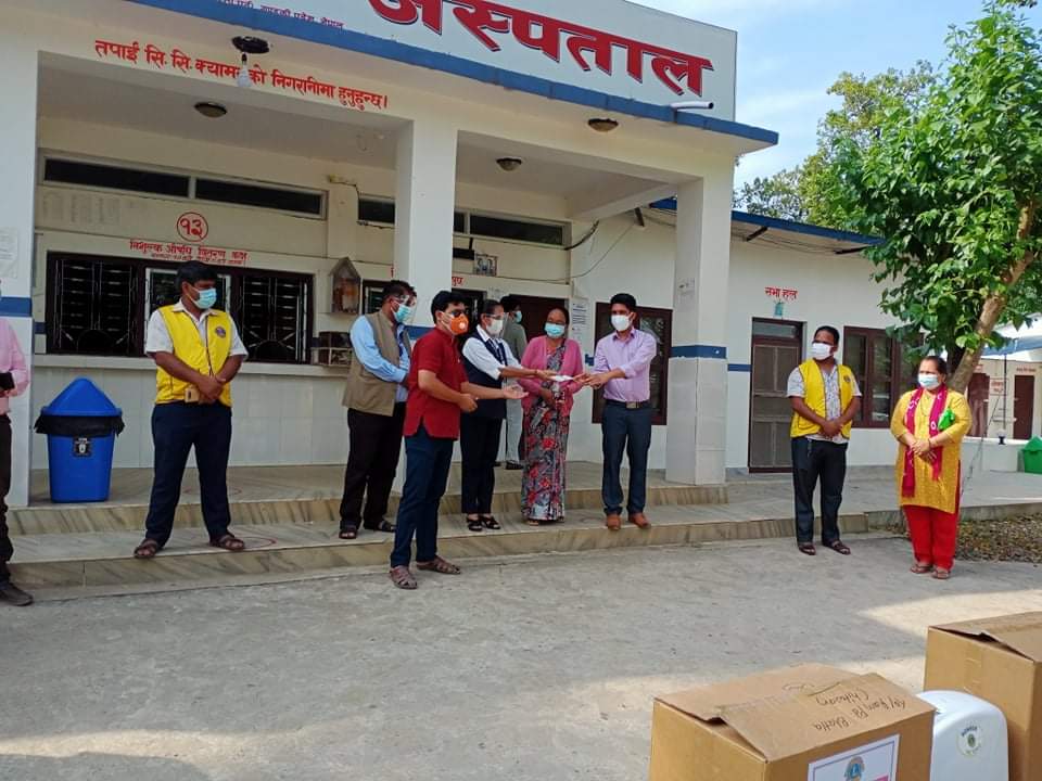 लायन्स क्लव अफ नवलपुर कावासोतीद्वारा जिल्ला अस्पतालको अक्सिजन प्लान्टलाई आर्थिक सहयोग