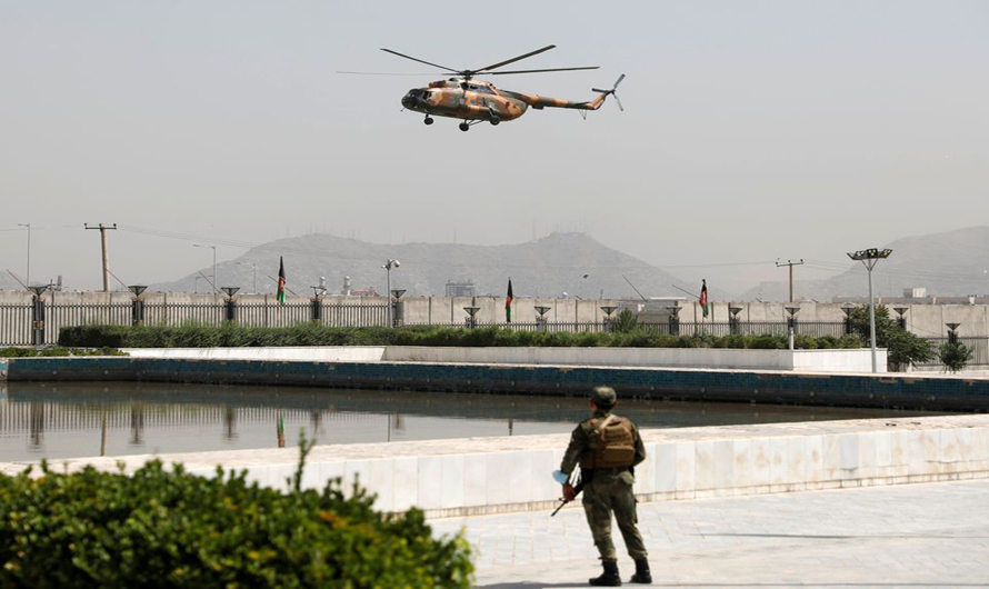‘घानीले अफगानिस्तान छाड्दा हेलिकप्टर र गाडीभरि पैसा लगे’