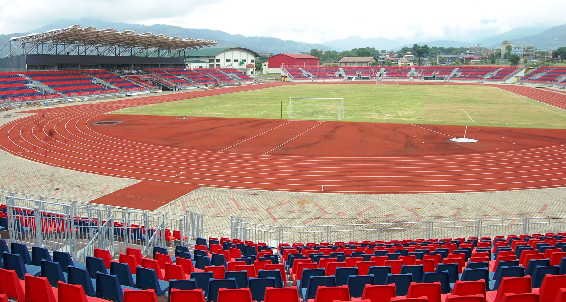 रंगिलो रंगशाला : पाेखरा अन्तर्राष्ट्रिय फुटबल स्टेडियम (तस्वीरमा)