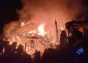 मुगुको गमगढीमा भीषण आगलागी, २१ घर जलेर नष्ट