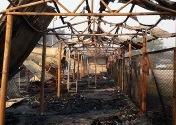 लुम्बिनी बसपार्कमा आगलागी, १२ पसलमा पूर्ण क्षति