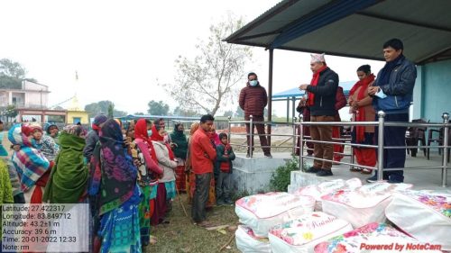 सुस्ताबासीलाई कम्बल वितरण 1