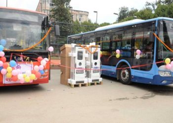 नेपालको नियति: चीनबाट ल्याइएका १८ सार्वजनिक विद्युतीय बस भारतलाई बेचिँदै