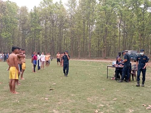 सजिलो छैन म्यादी प्रहरी बन्न (फोटो फिचर) 8