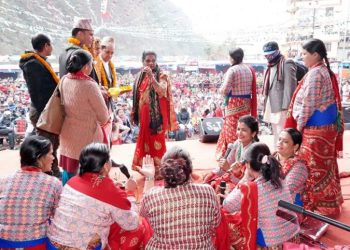 नवलपुरमा रत्यौली गीत प्रतियोगिता हुँदै